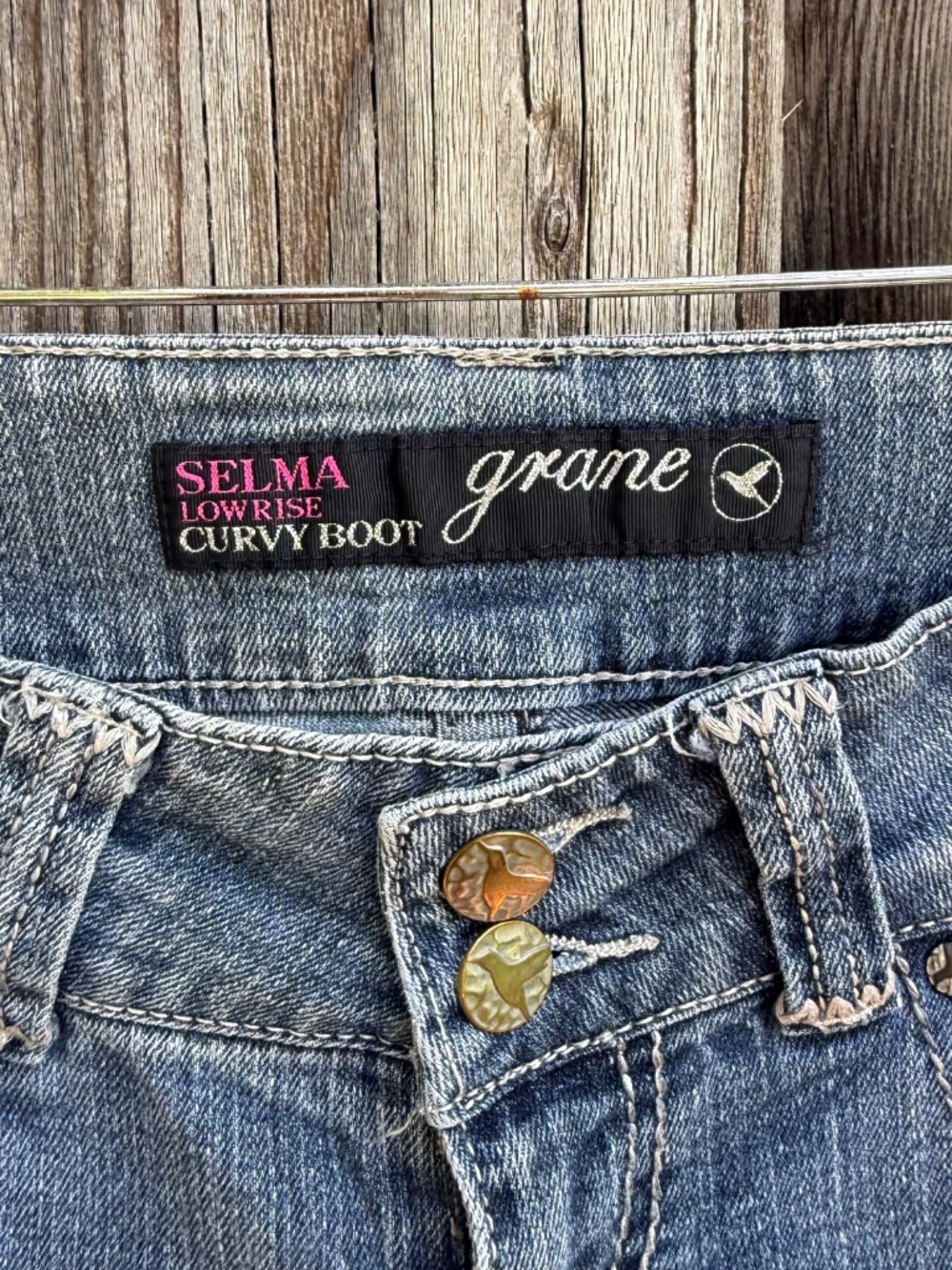 Grane Low Rise Jeans - Picture 3 of 3